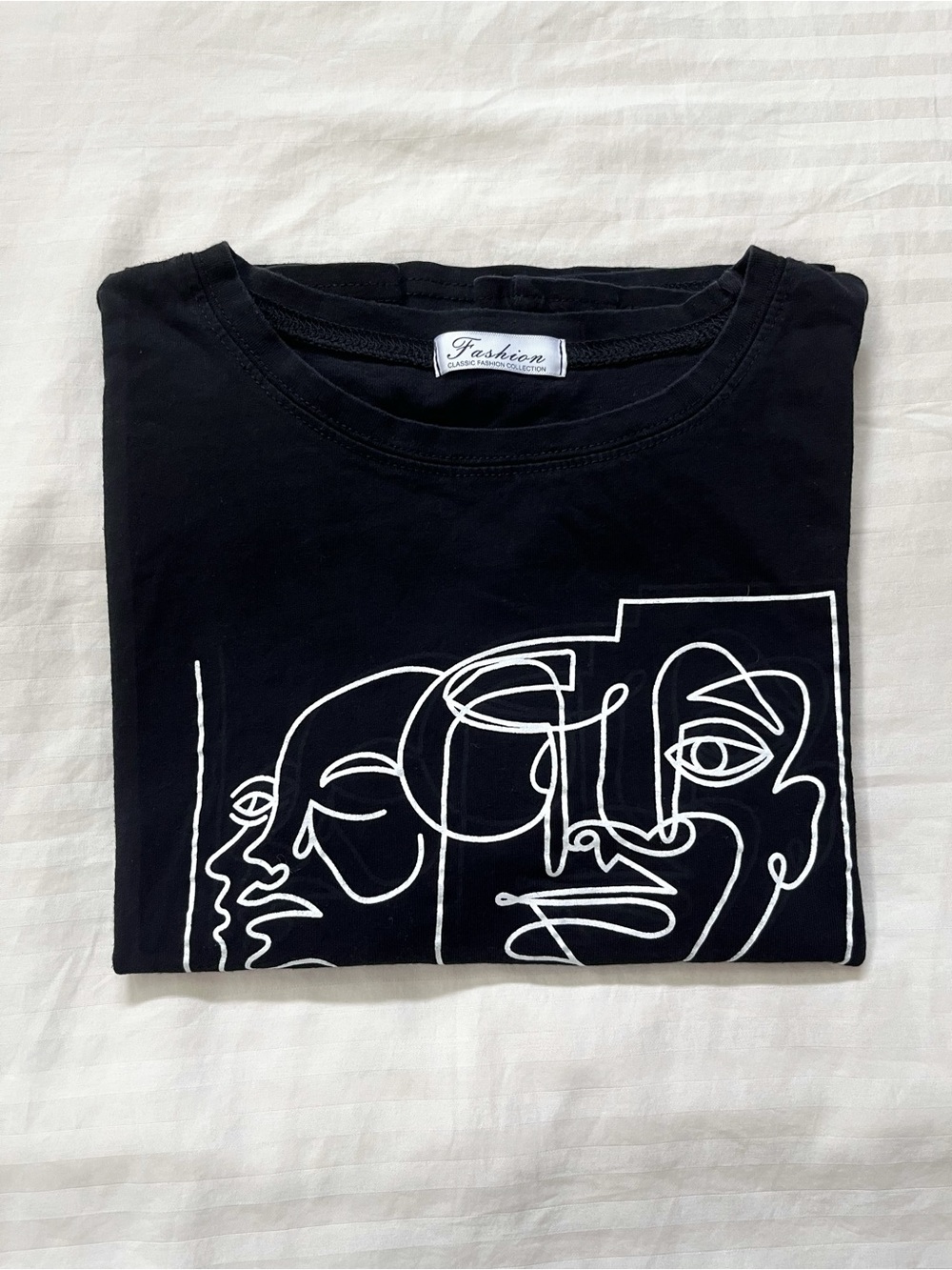 Picasso Inspired Scribble Faces Graphic T-Shirt | YesStyle, S/M, Black | EUC
